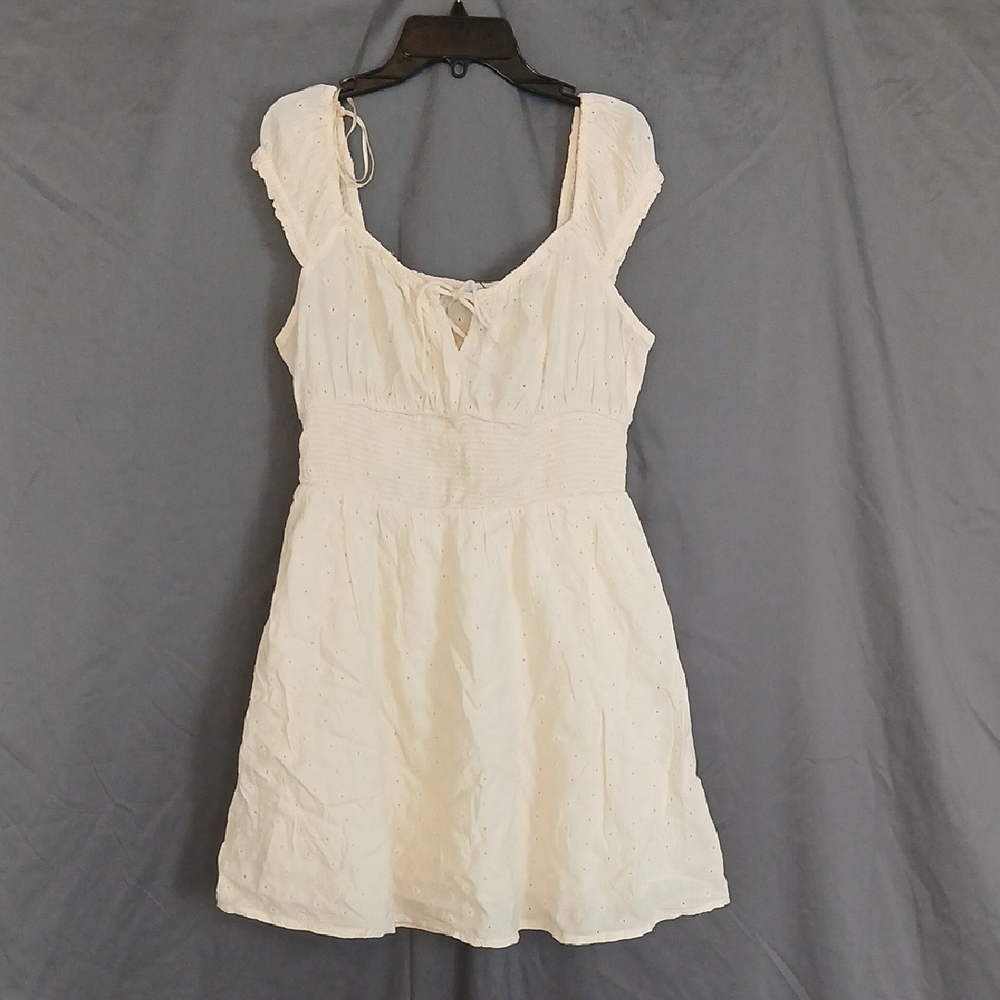 Old Navy Cream Cap Sleeve Mini Dress